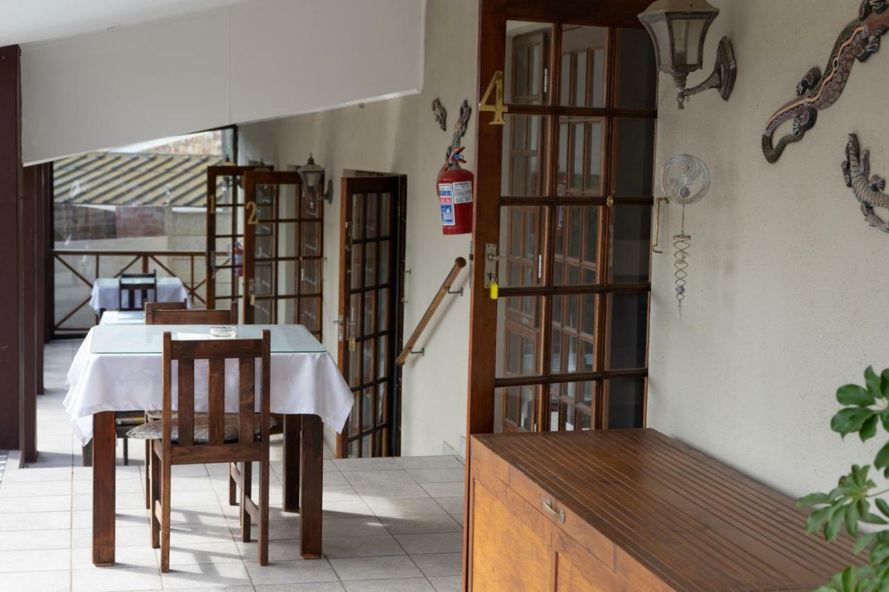 Guest House Arosfa Mossel Bay Extérieur photo